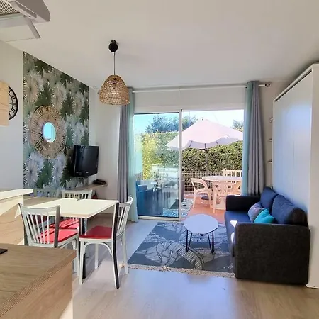 A 500 M Bord De Giens Appartement Hyères