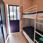 A 500 M Bord De Giens Apartamento