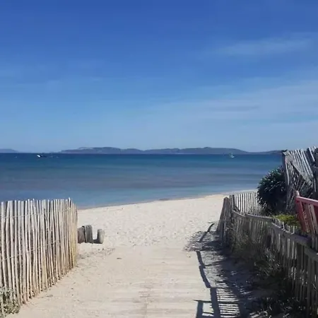 아파트 A 500 M Bord De Giens *